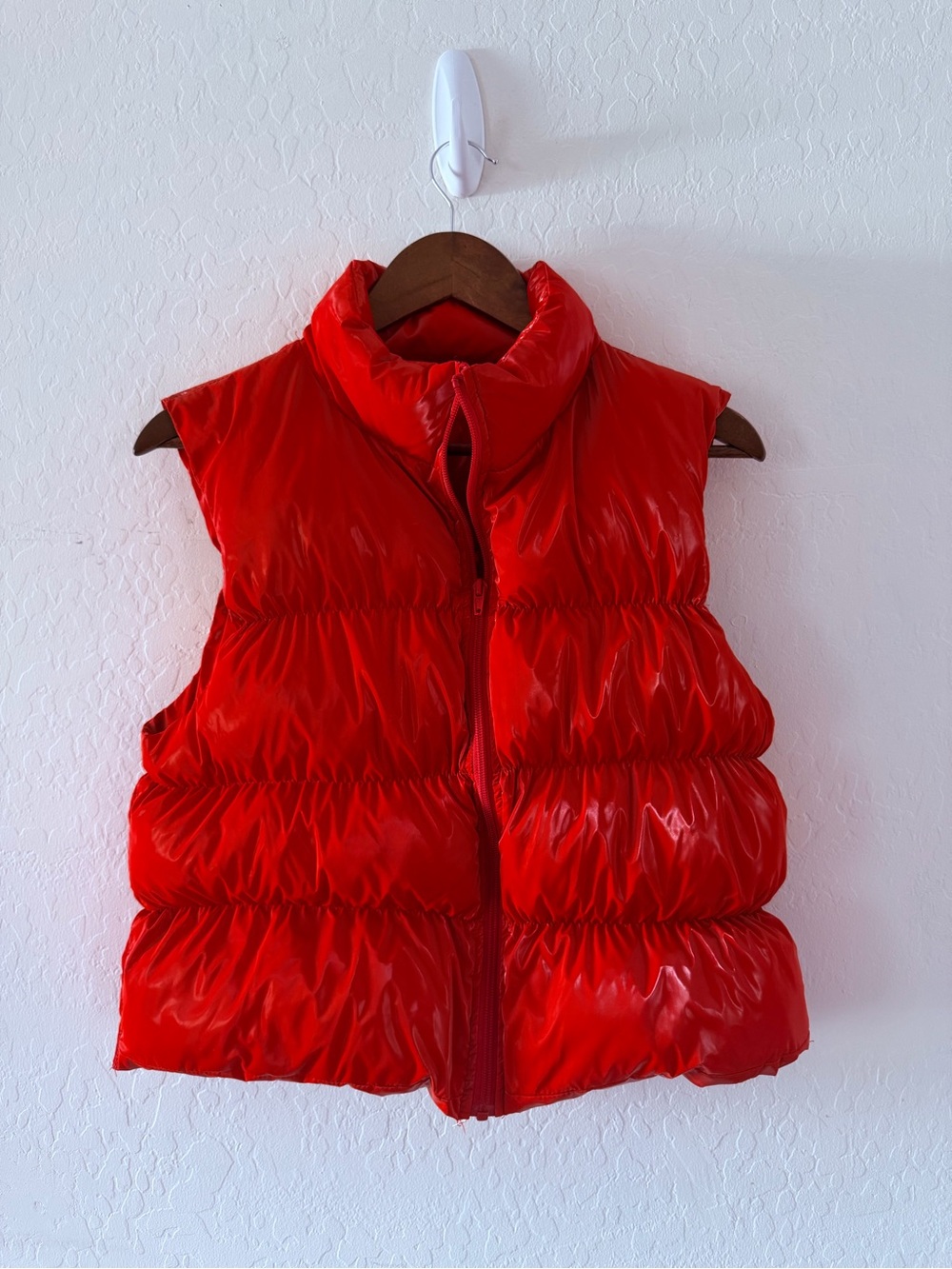 Weissman Shiny Red Quilted Puffer Vest Adult Medium Dance Glossy Costume Zip Up